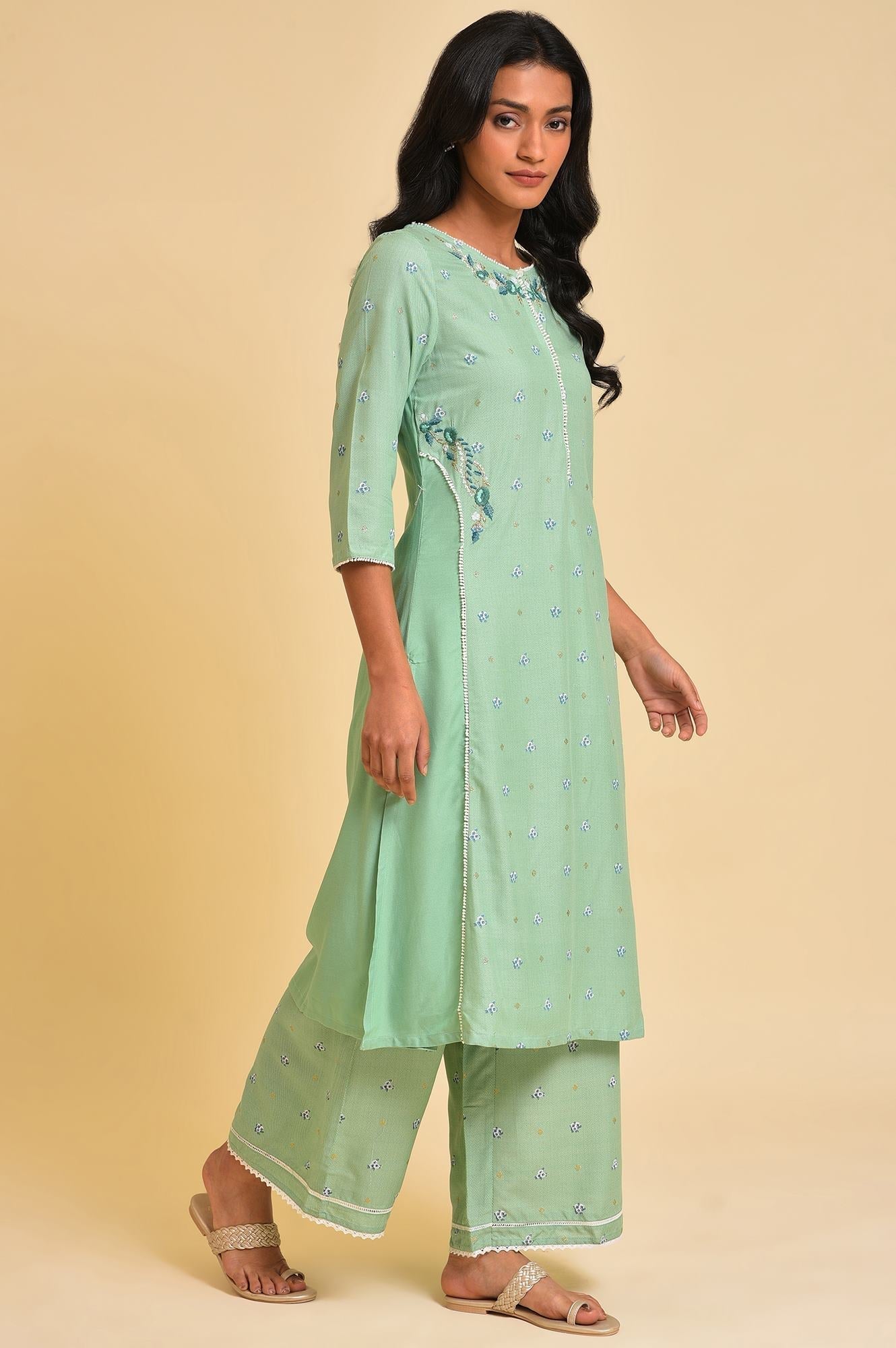 W for Woman Green Embroidered Straight Kurta