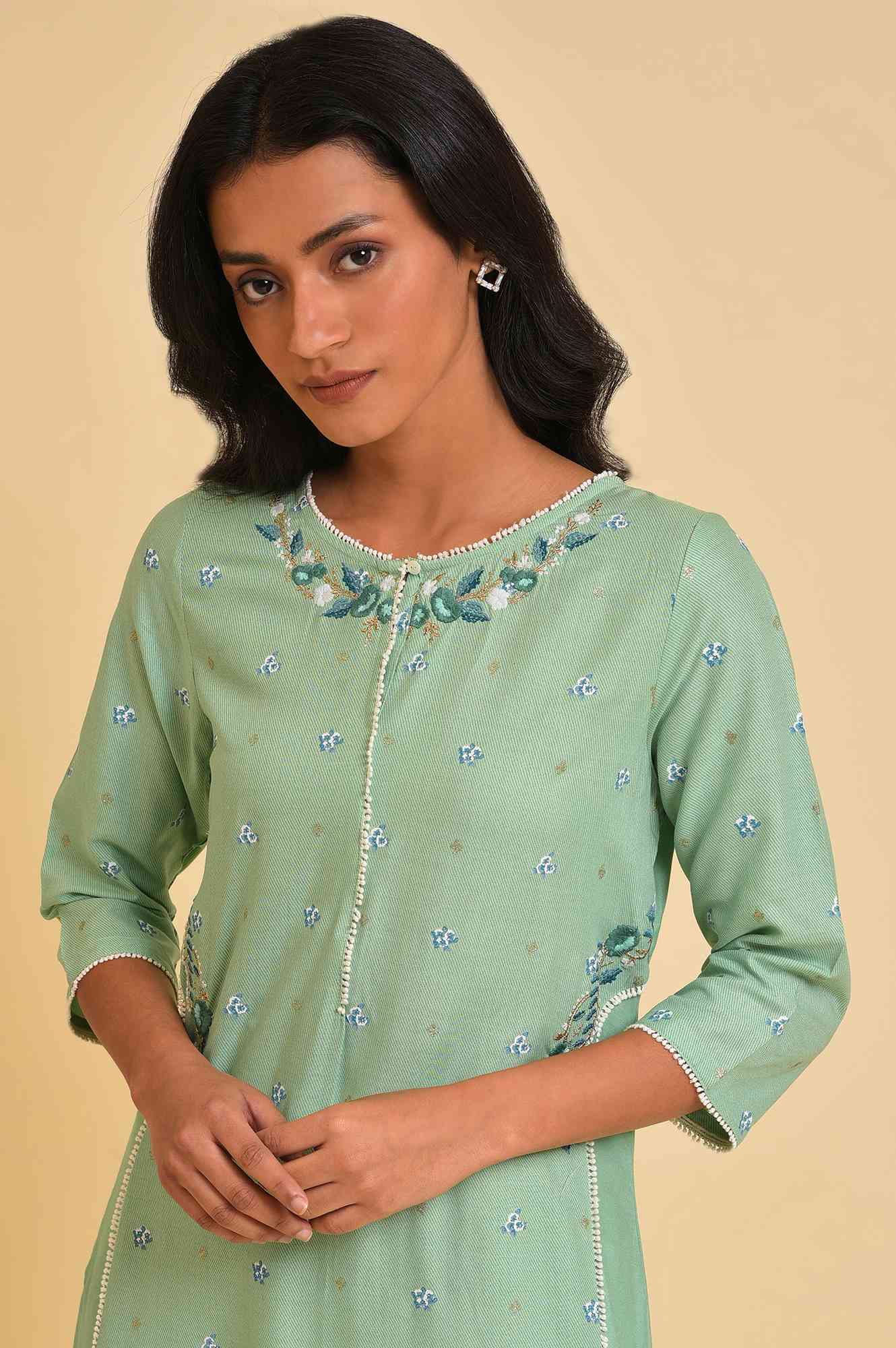 W for Woman Green Embroidered Straight Kurta