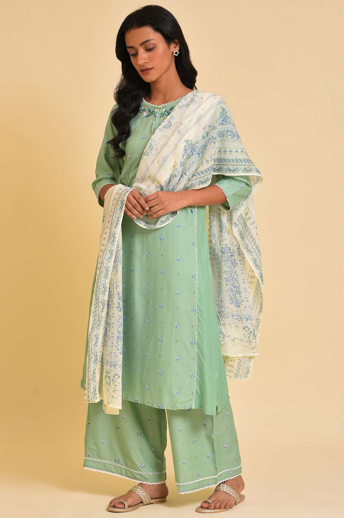 W for Woman Green Embroidered Straight Kurta