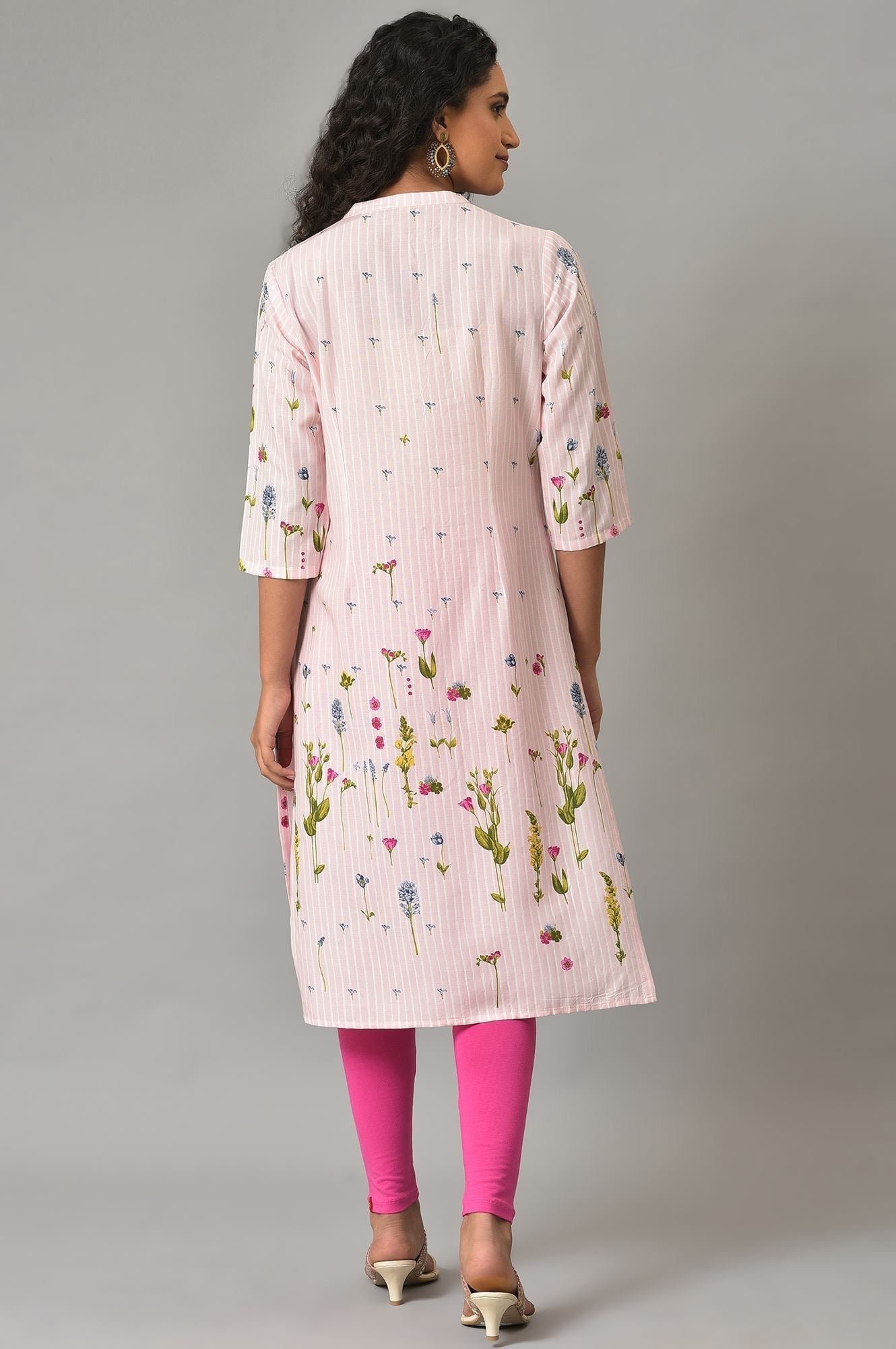 W for Woman Light Pink Floral Printed Plus Size kurta In Mandarin Collar