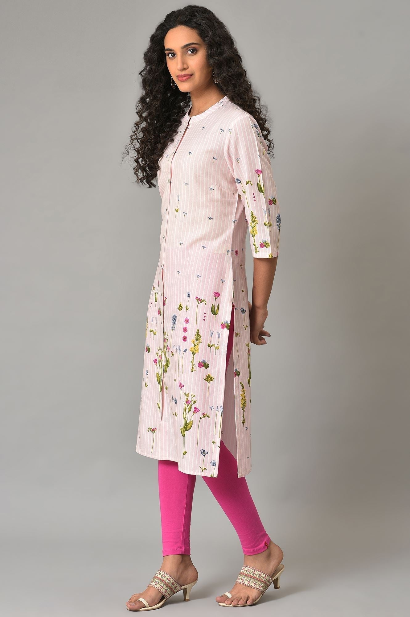 W for Woman Light Pink Floral Printed Plus Size kurta In Mandarin Collar