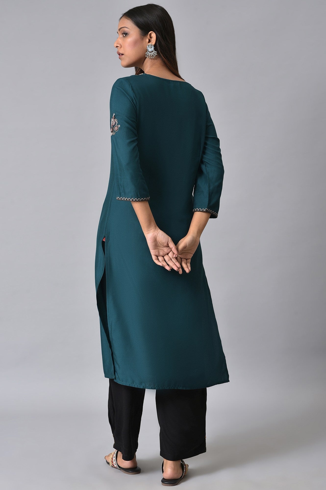 W for Woman Teal Embroidered kurta Set