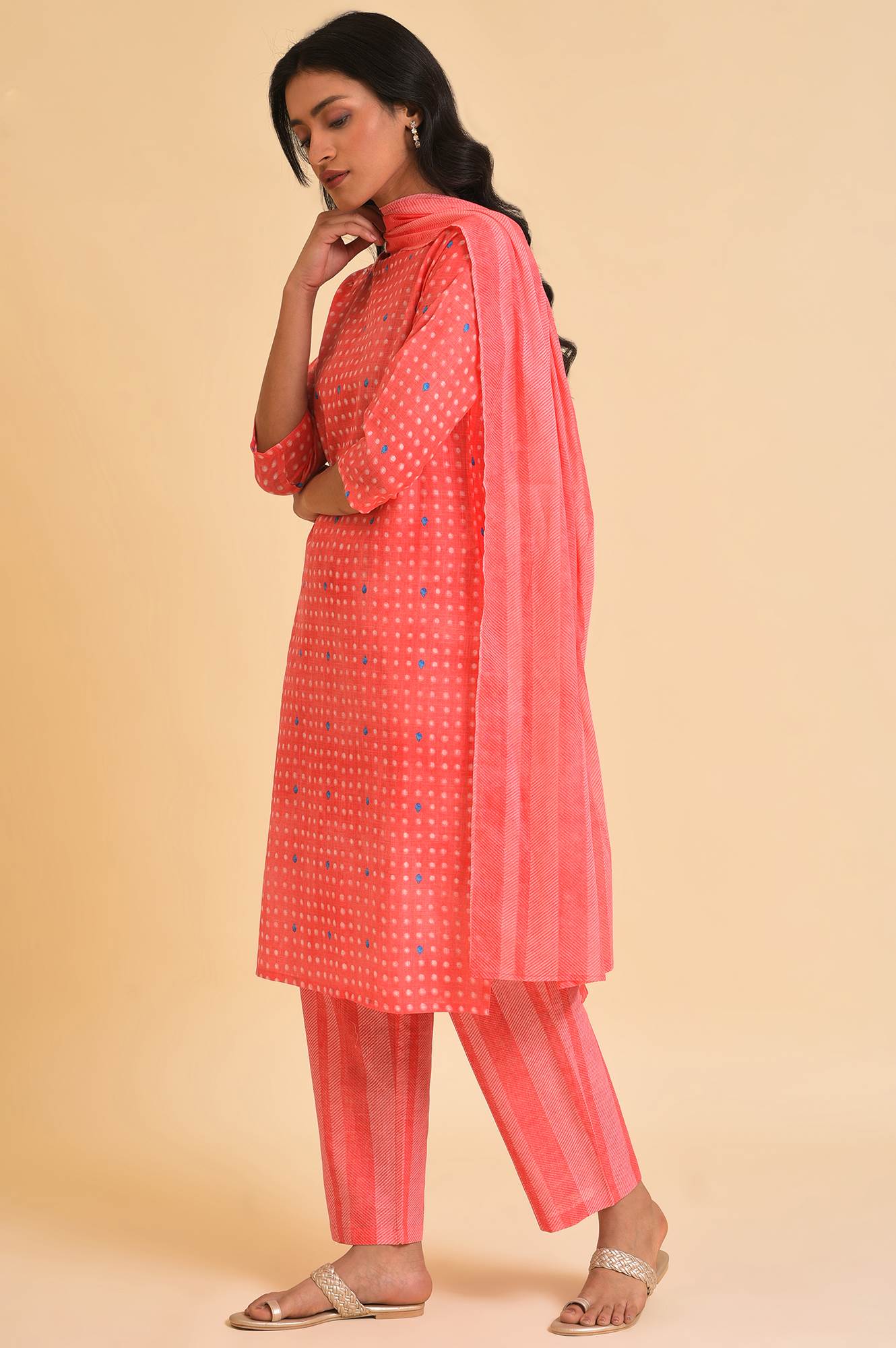 W for Woman Light Red Printed Kurta, Pants & Dupatta Co-Ord Set