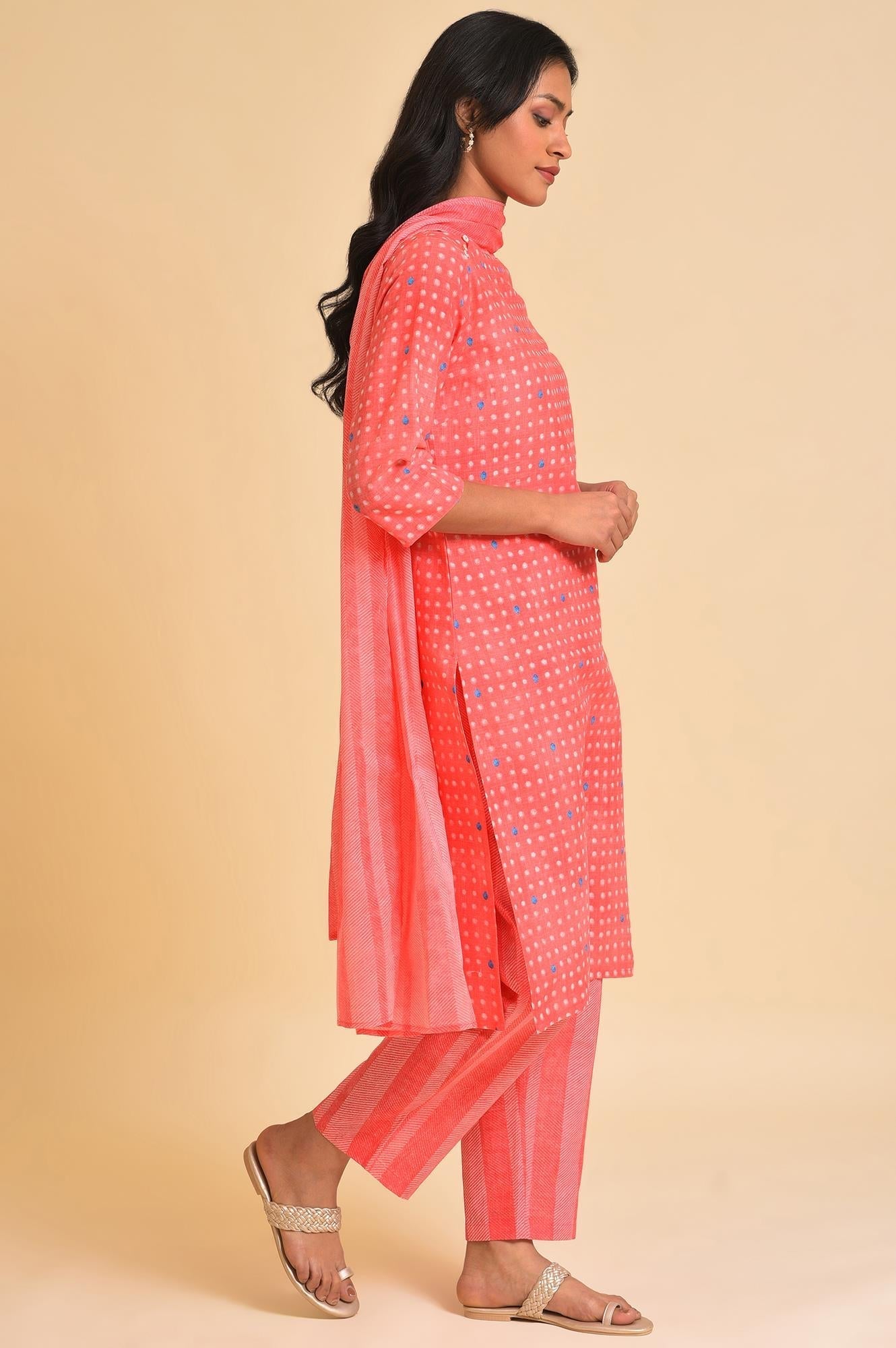 W for Woman Light Red Printed Kurta, Pants & Dupatta Co-Ord Set