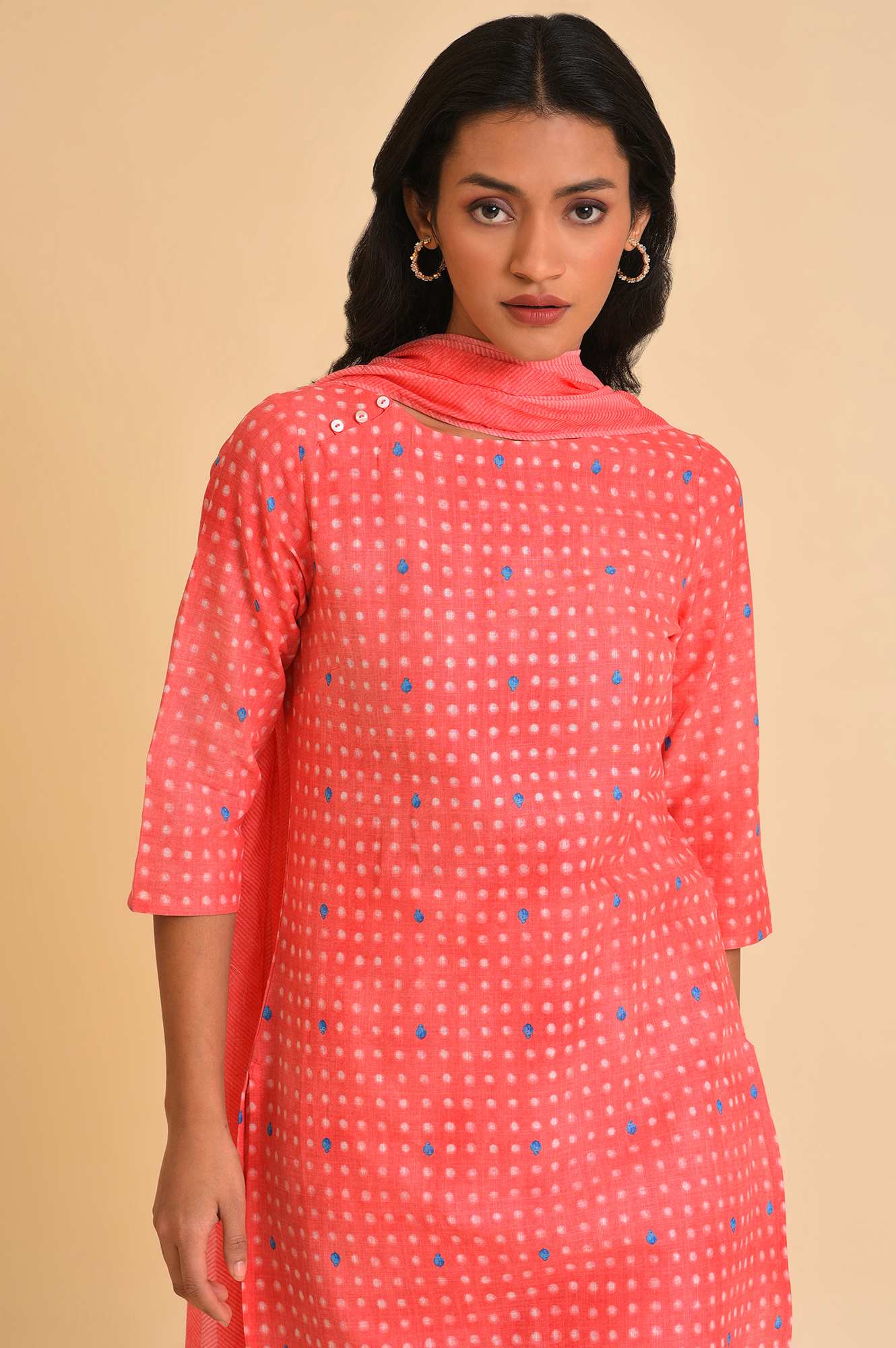 W for Woman Light Red Printed Kurta, Pants & Dupatta Co-Ord Set
