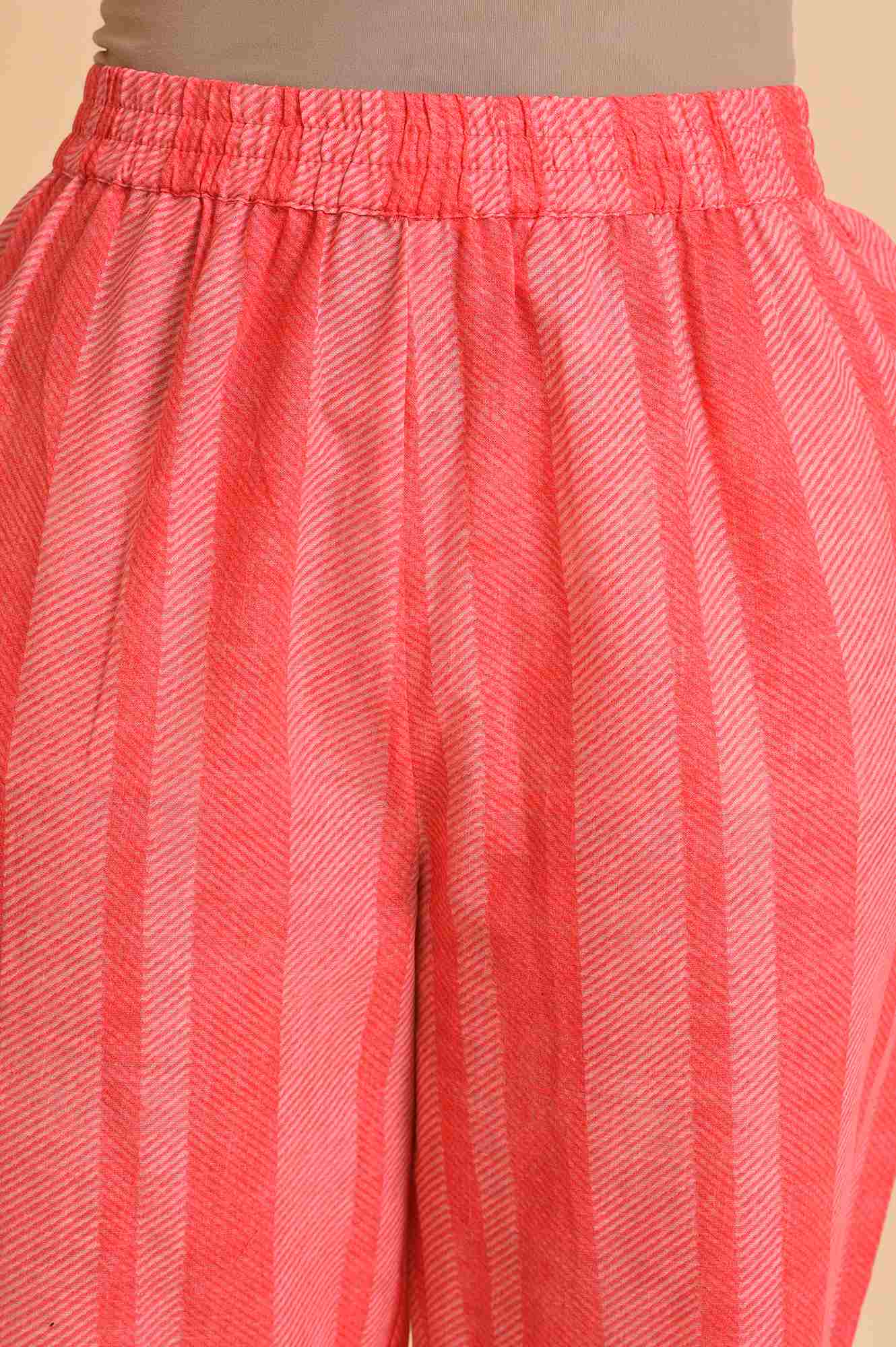 W for Woman Light Red Printed Kurta, Pants & Dupatta Co-Ord Set