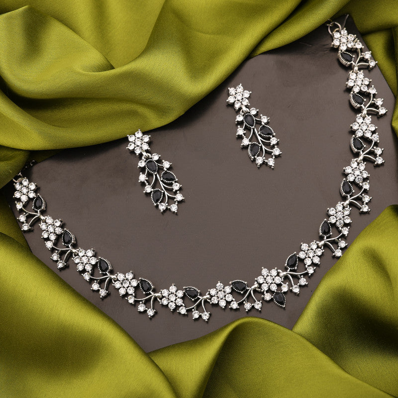 Tehzeeb Creations Silver Pleated White Diamond With Baby Black Beads Necklace Set Tehzeeb Creations