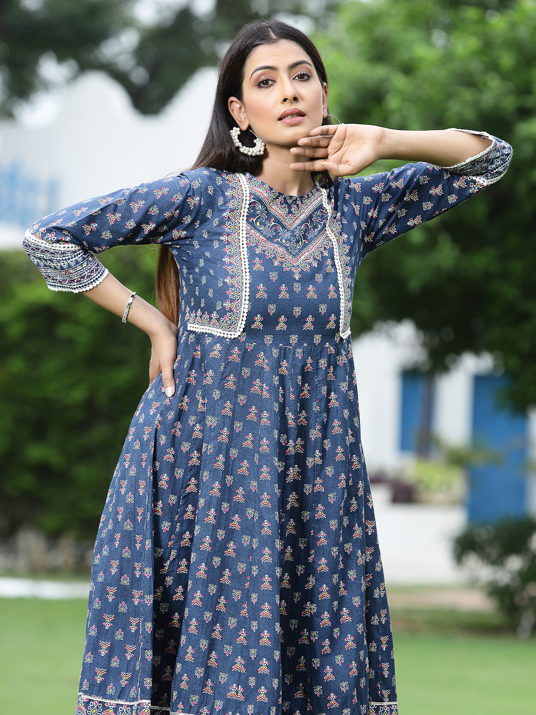 Juniper Womens Indigo Cambric Printed Maxi Dress
