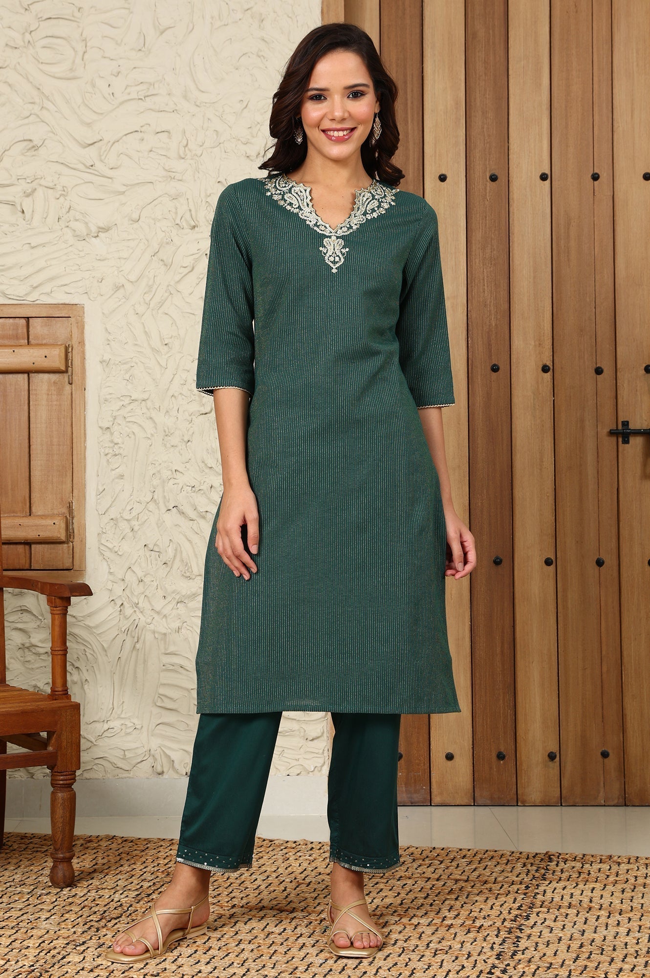 W for Woman Green Yarn-Dyed Embroidered Cotton Flax Straight Kurta With Lurex Stripes