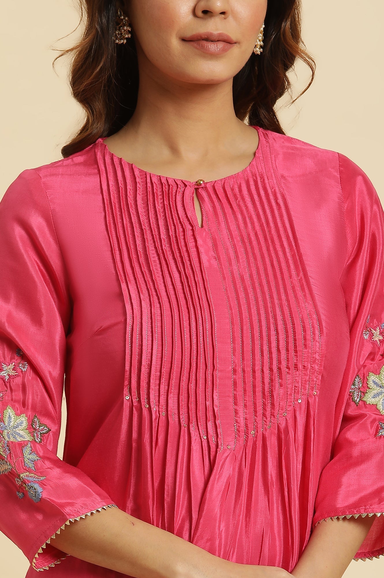 W for Woman Pink Solid Printed Shantung Straight Kurta with Slim Pant Set