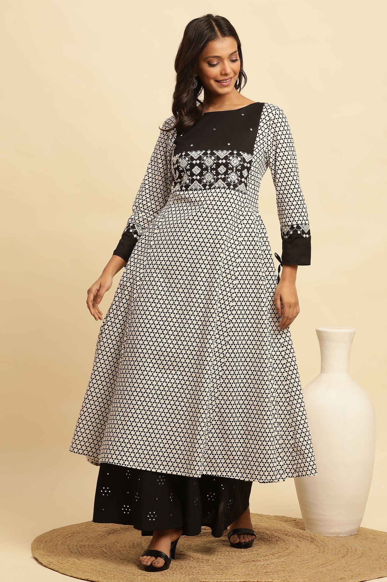 W for Woman White And Black Printed Flared Kurta With Embroidery