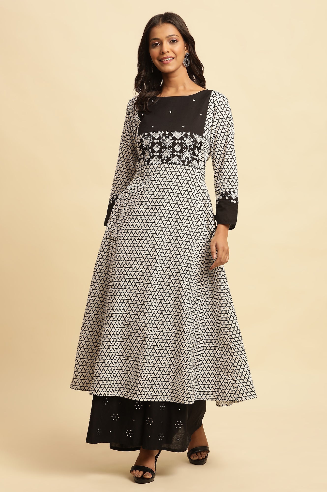 W for Woman White And Black Printed Flared Kurta With Embroidery