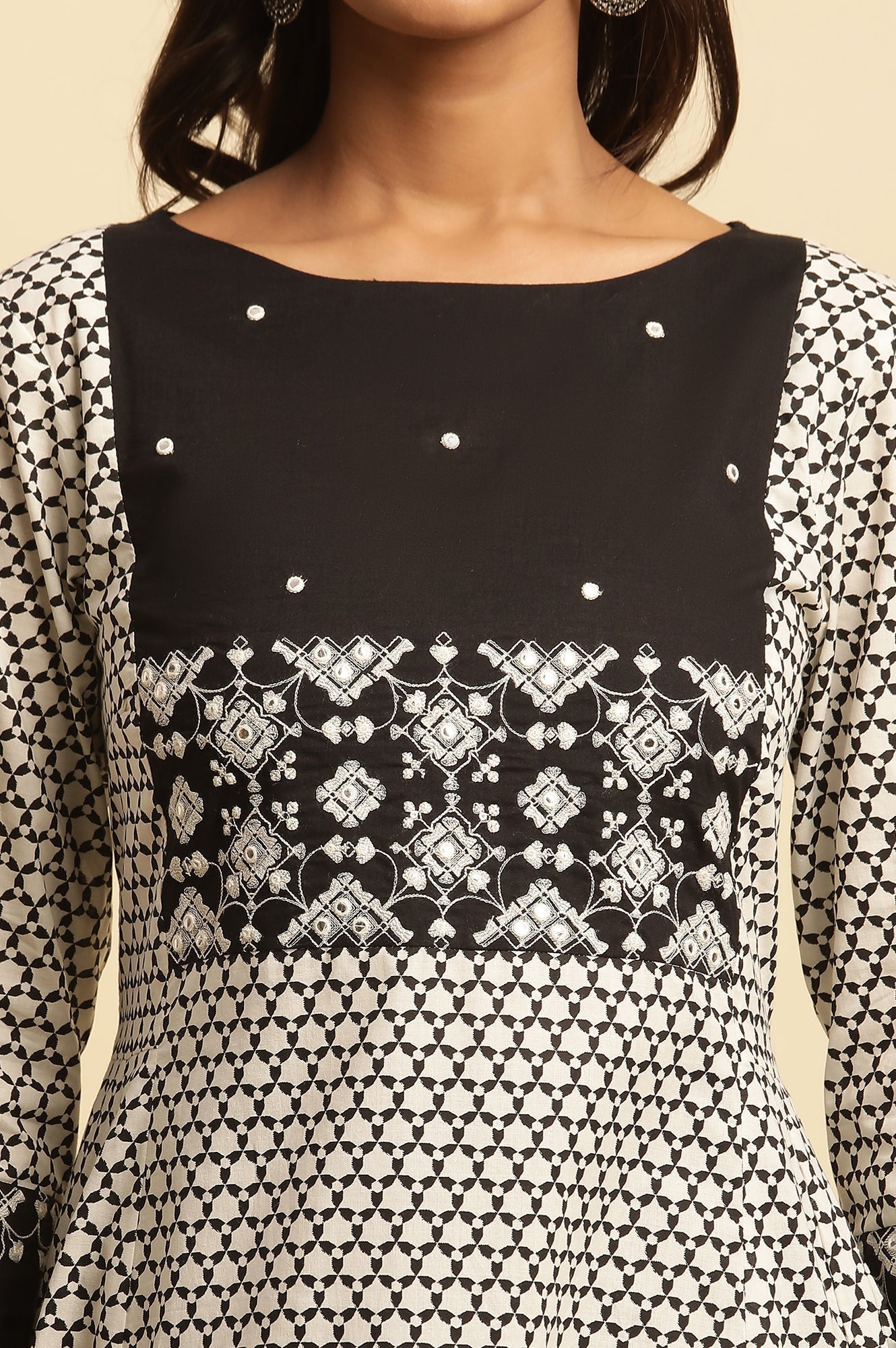 W for Woman White And Black Printed Flared Kurta With Embroidery
