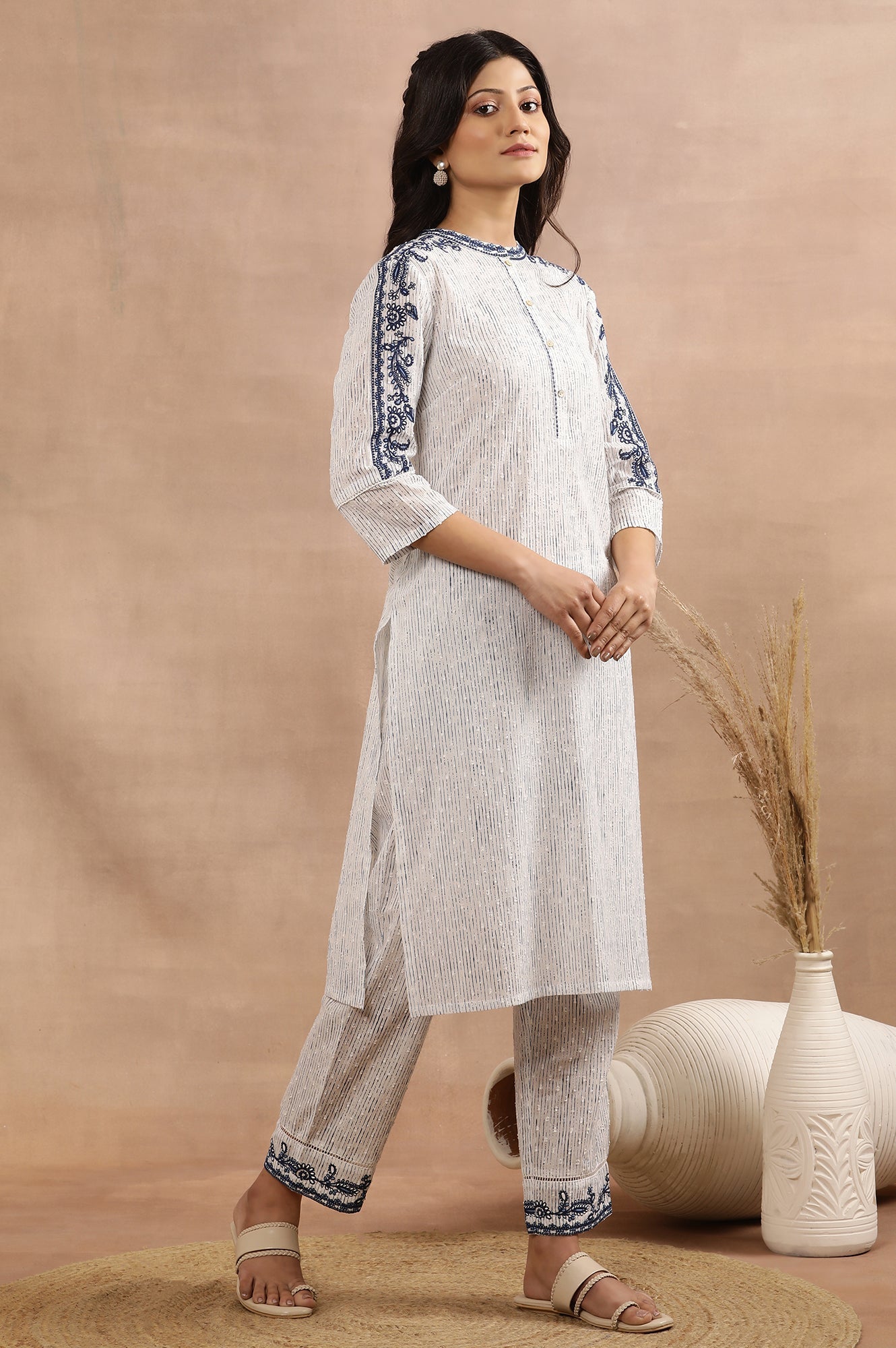 W for Woman White Cotton Stripe Printed Kurta With Thread Embroidery