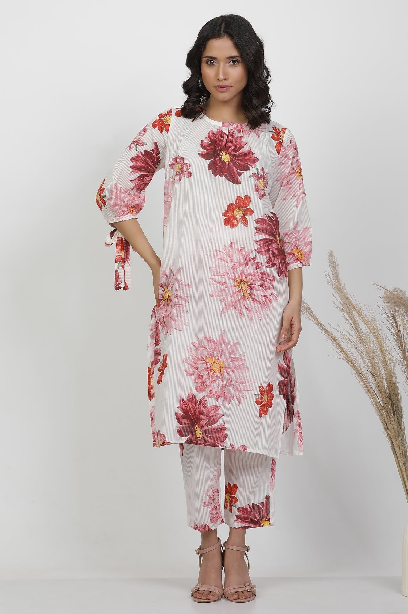 W for Woman White Cotton Bold Floral Printed Kurta
