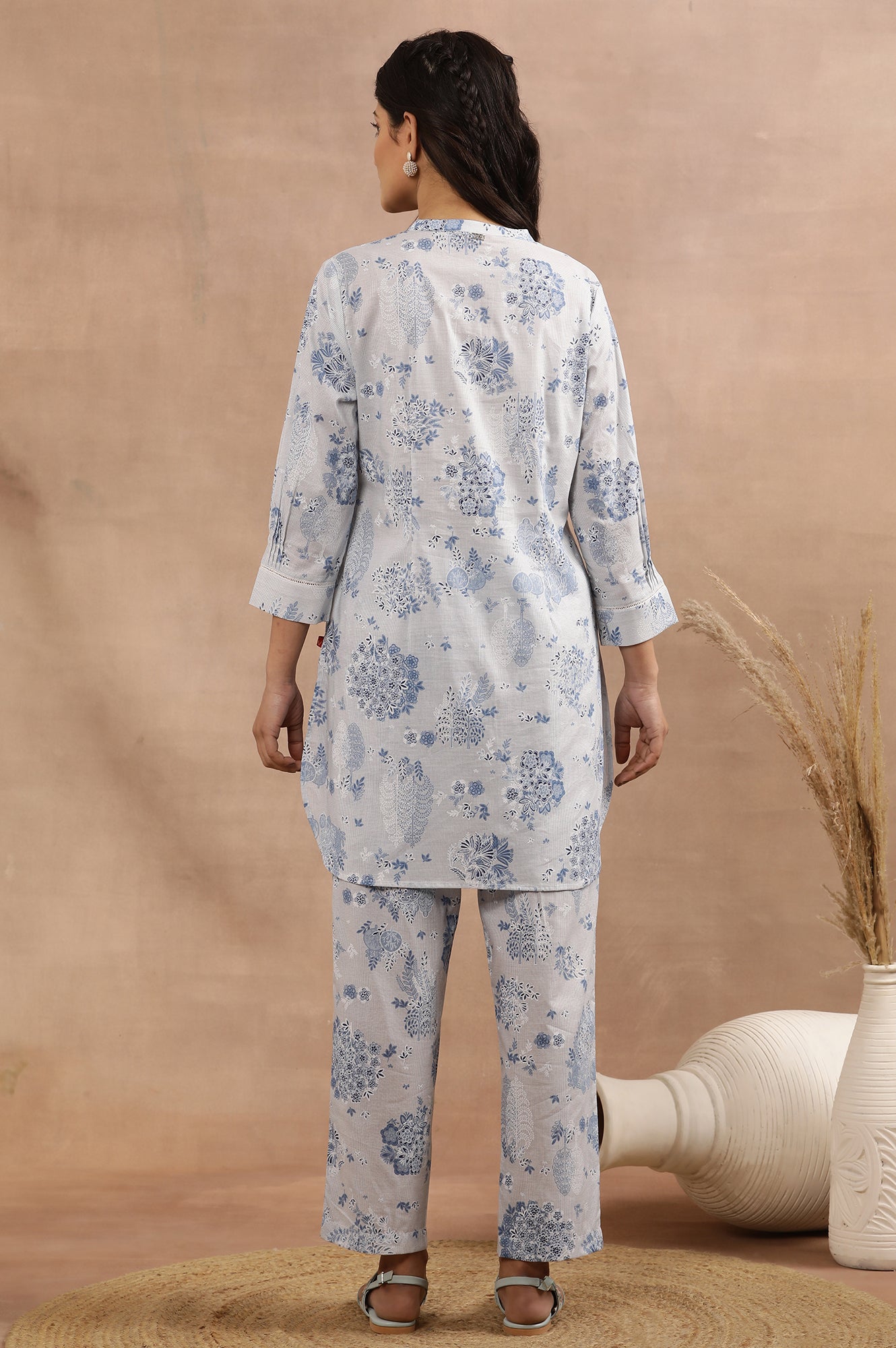 W for Woman Light Blue Printed Short Kurta And Pants Co-Ord Set