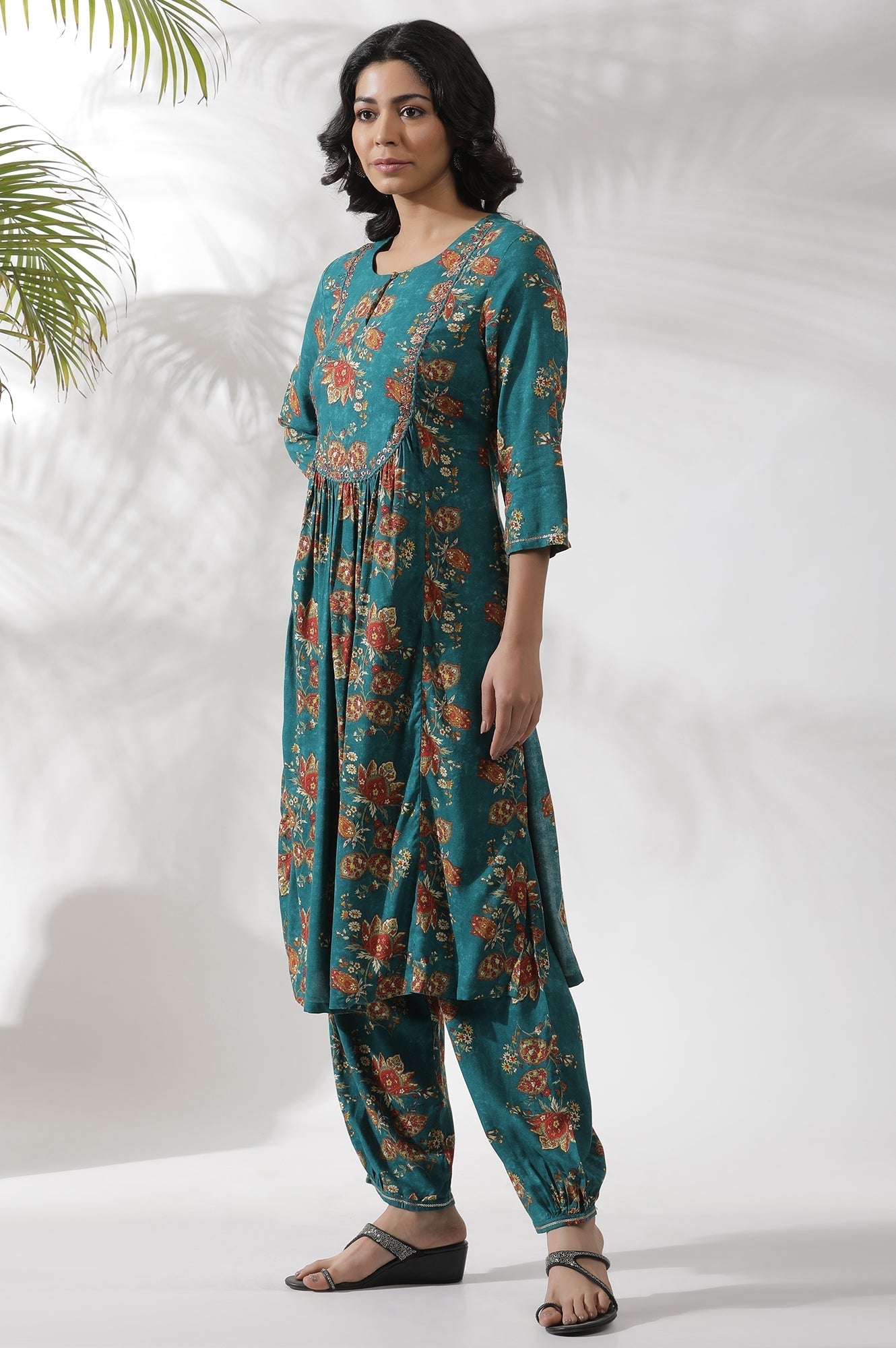 W for Woman Teal Green A-Line Printed Kurta And Gathered Pants