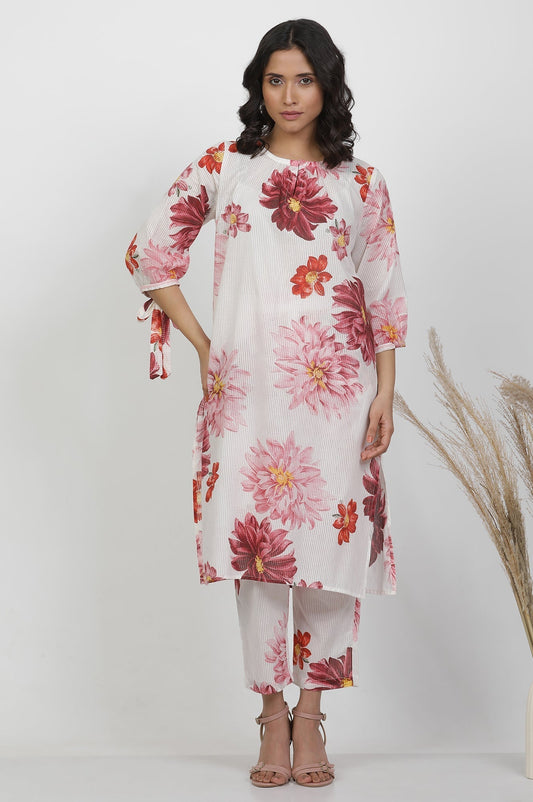 W for Woman White Bold Floral Printed Kurta And Pants Co-Ord Set