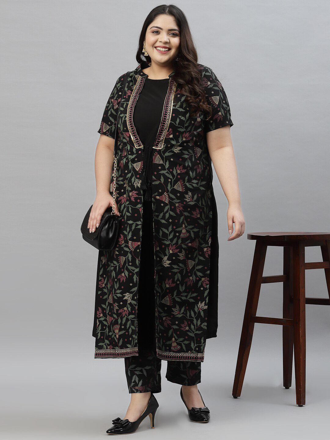 Sztori Plus Size Floral Printed Mandarin Collar Foil Printed A-Line Kurta With Trouser