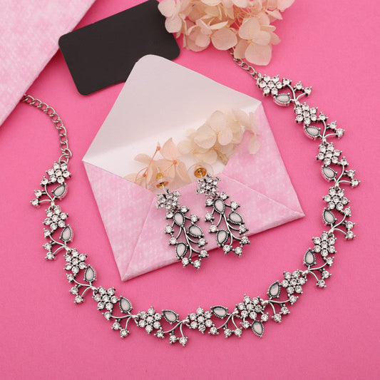 Tehzeeb Creations Silver Pleated White Diamond With White Beads Necklace Set Tehzeeb Creations