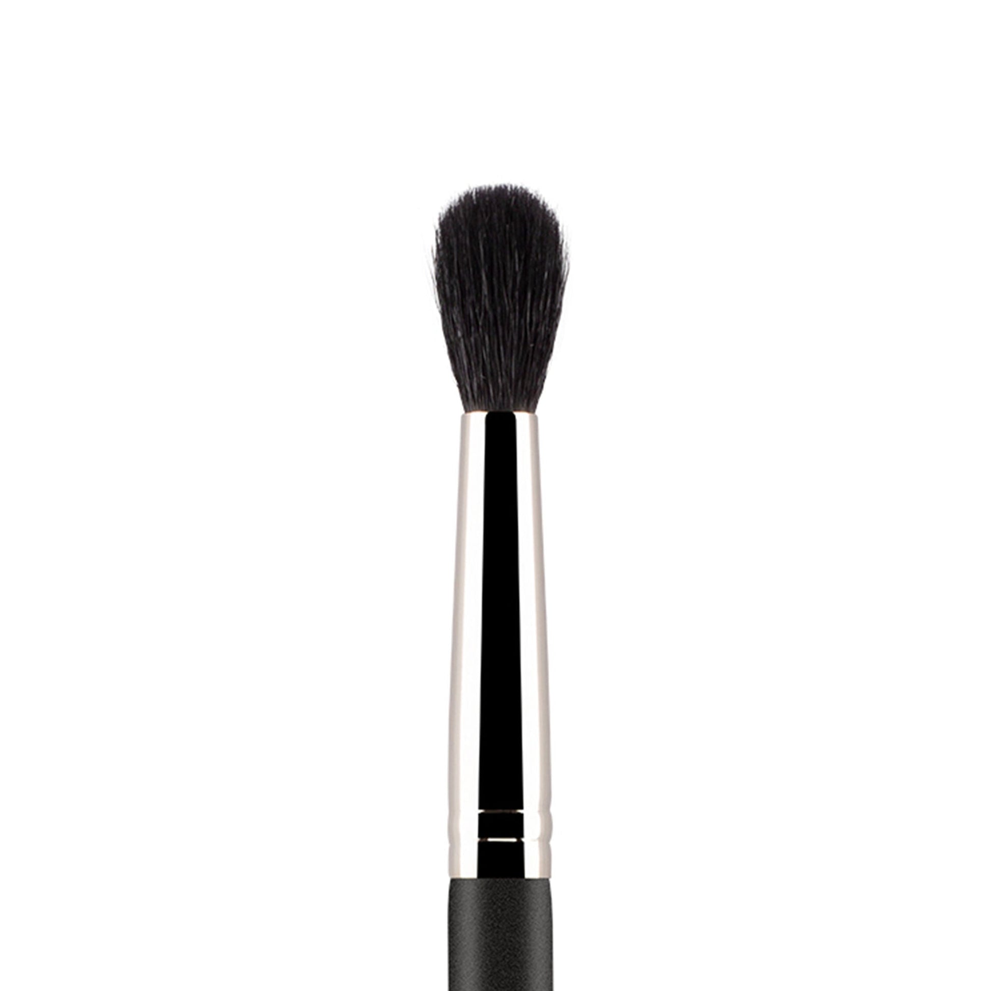 PAC Studio Eyeshadow Brush - 104