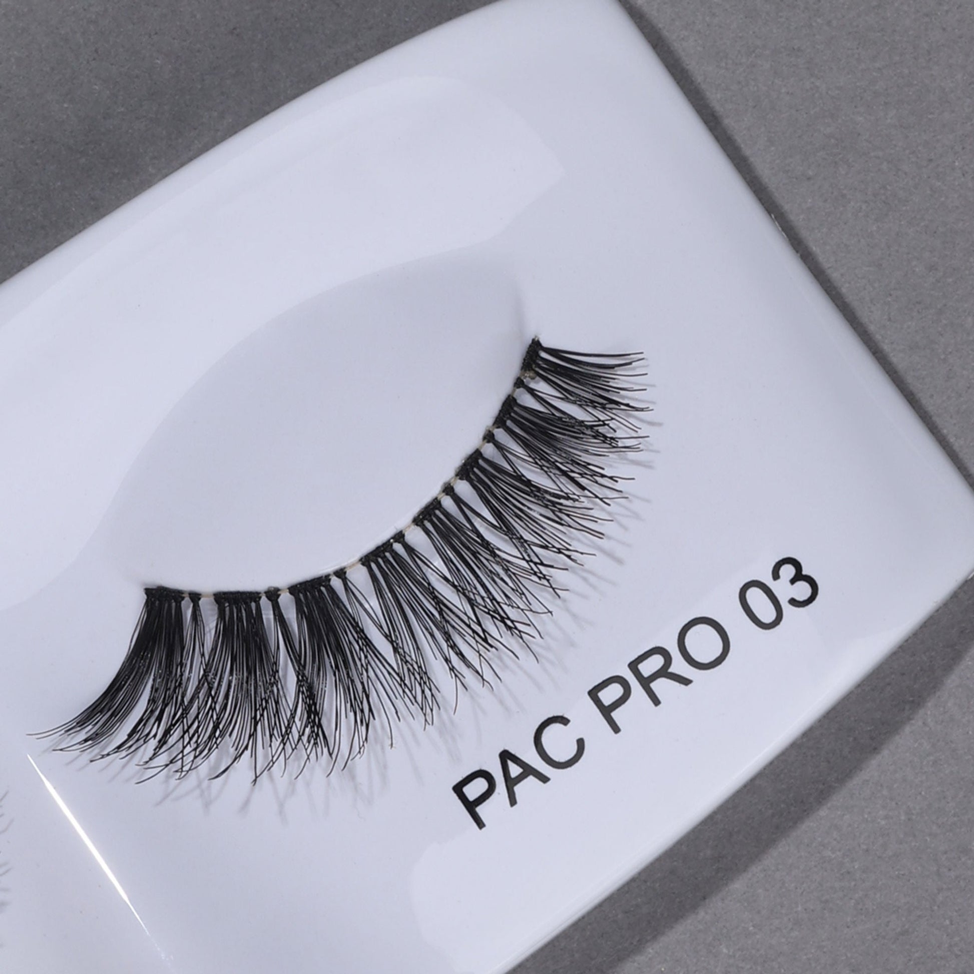 PAC Studio PRO Tapered Lash - PRO03