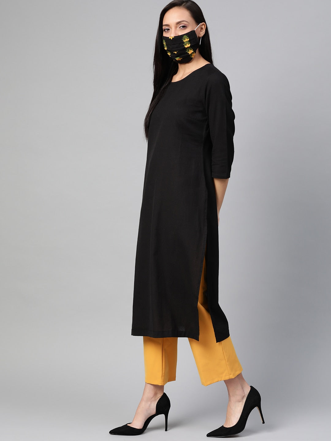 HERE&NOW Women Black Solid Straight Kurta 