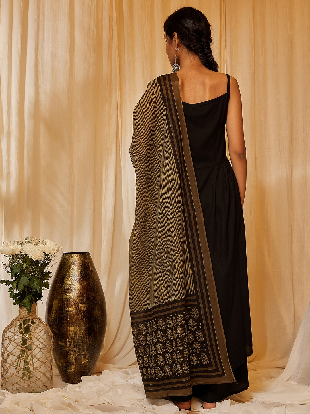 InWeave Women's Black Strappy Kurta Palazzo Set With Green Boota Dupatta 