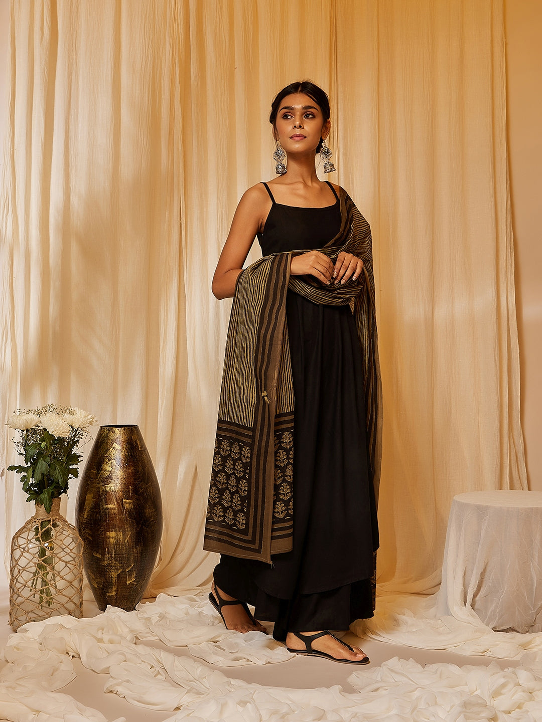 InWeave Women's Black Strappy Kurta Palazzo Set With Green Boota Dupatta 