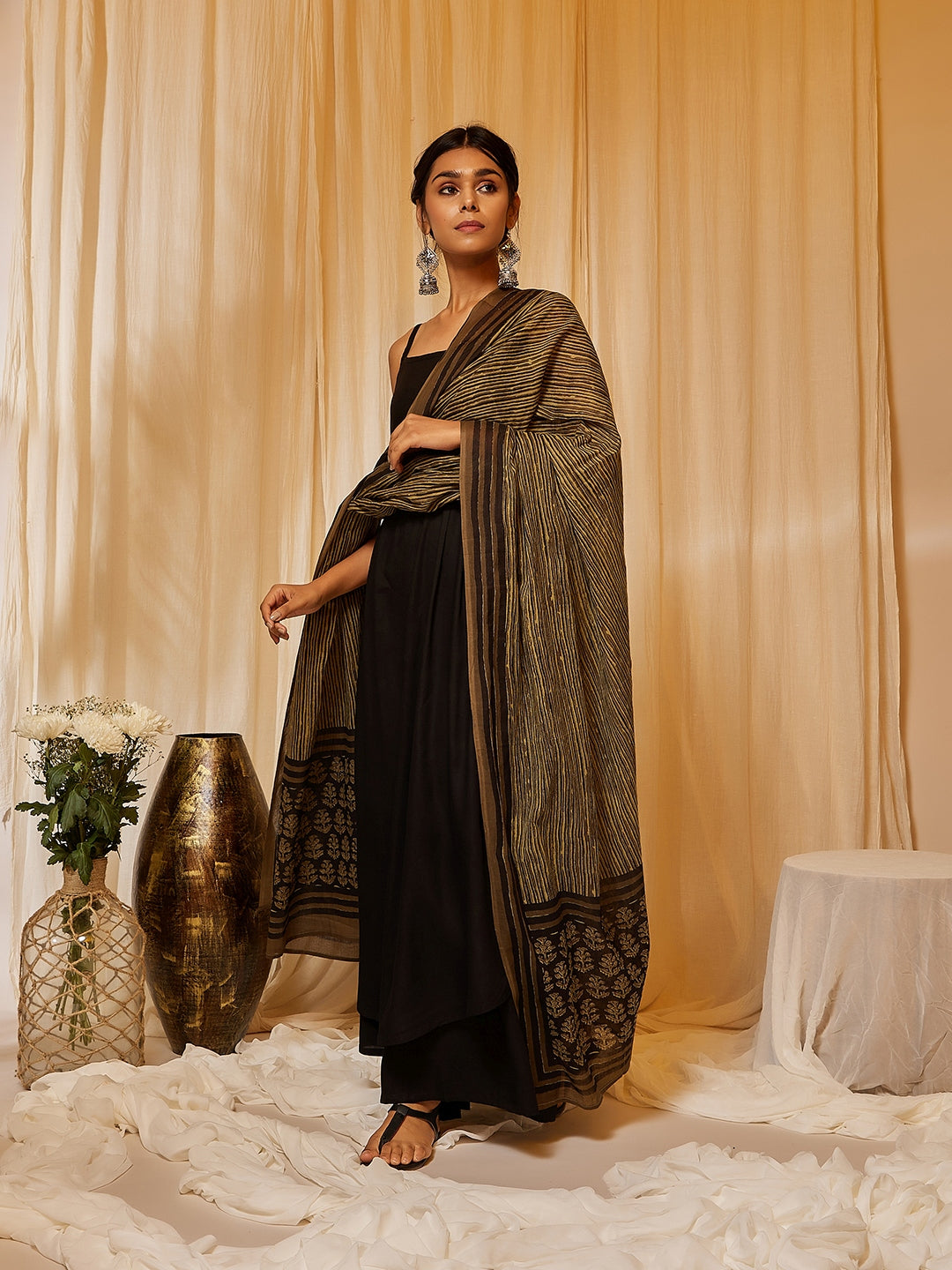 InWeave Women's Black Strappy Kurta Palazzo Set With Green Boota Dupatta 
