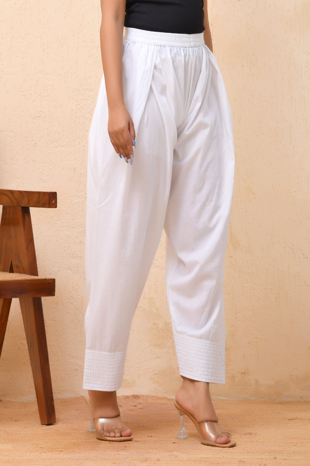 Vaasva Women White Solid Farshi Pant 