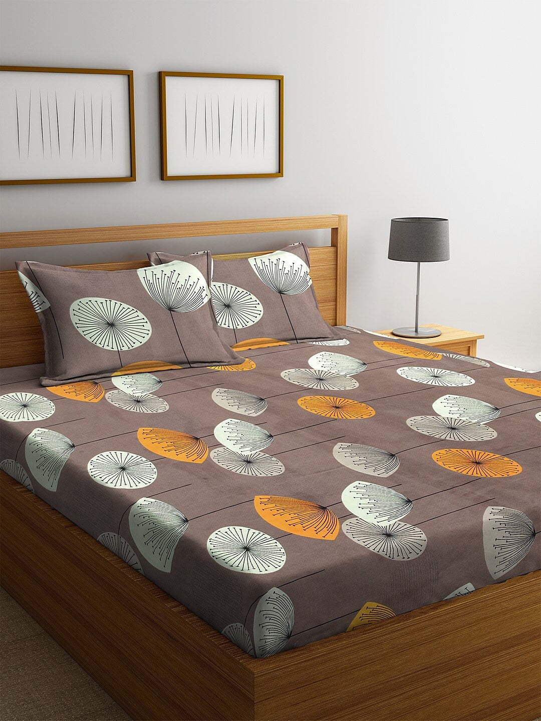 KLOTTHE Brown & Yellow Floral 210 TC Cotton Bedsheet with Pillow Cover 
