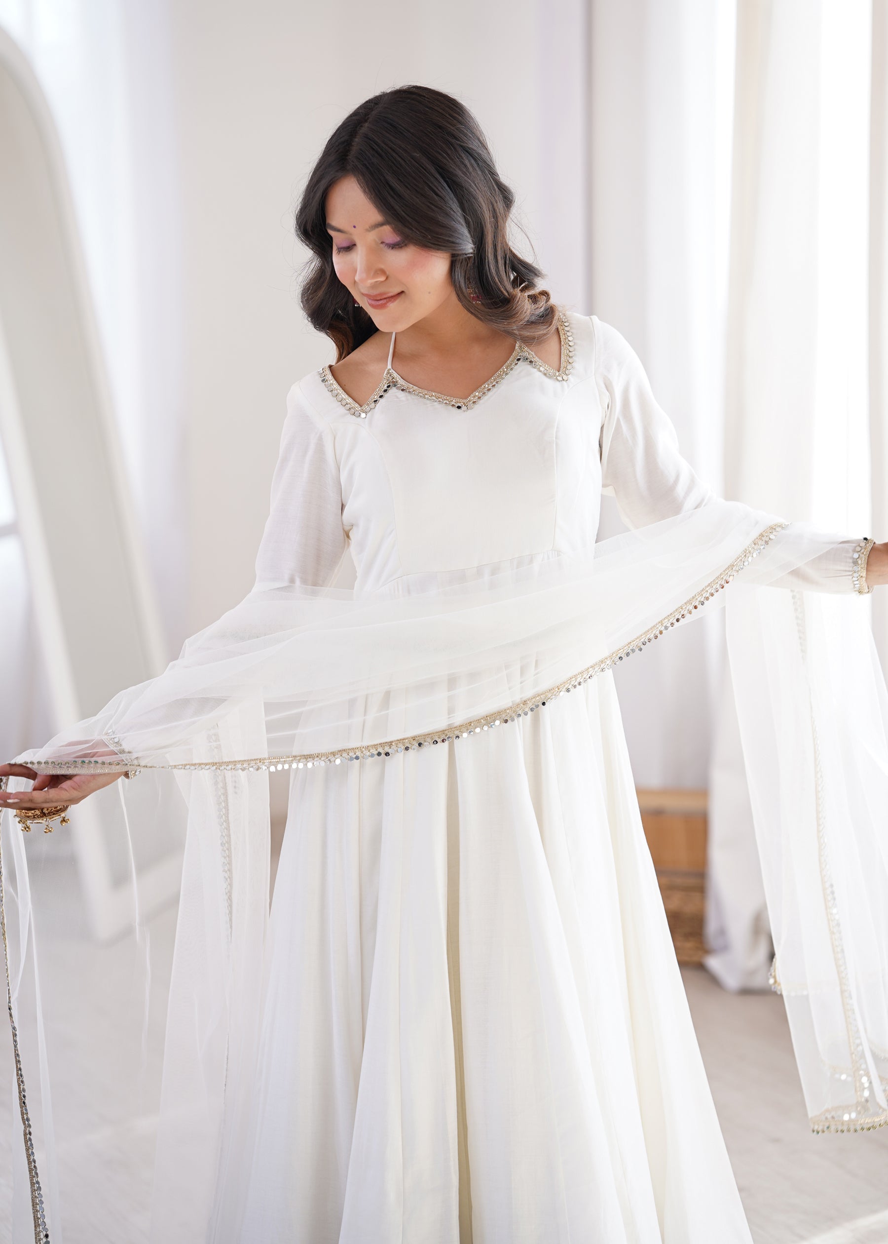 Lorenvalley Fashion White Romansilk Chanderi Yoke Fancy Lace Pattern Anarkali Gown Pant with Dupatta