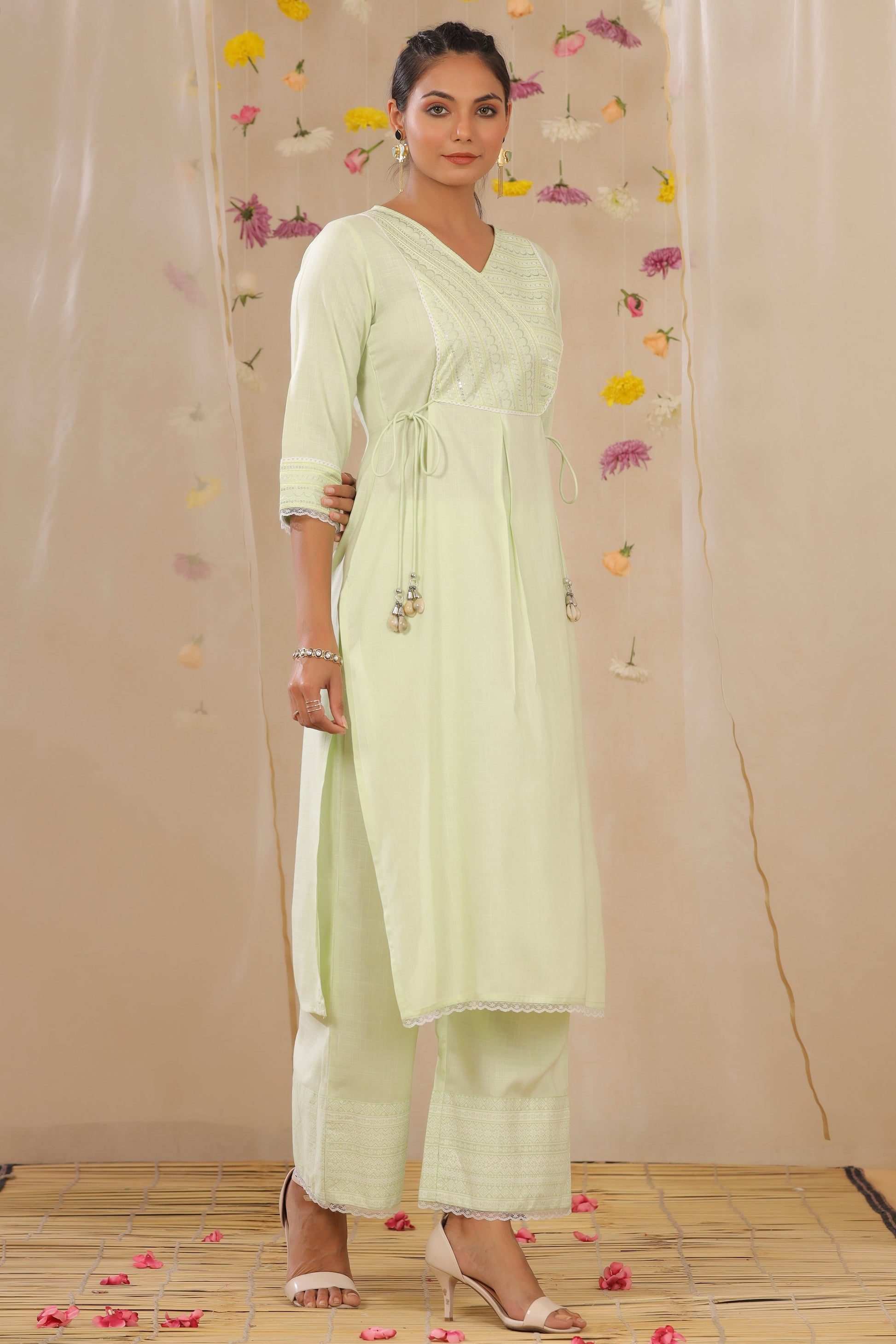 Juniper Women's Light Green Cotton Blend Printed Kurta Set