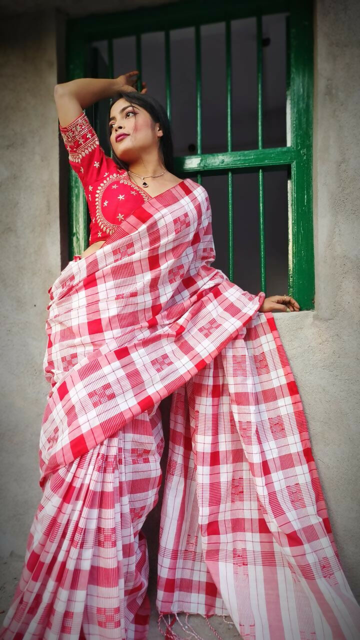 Exclusive Collection Beautiful Check Red Pure Cotton Woven Handloom Grab2Buy With Running Blouse Piece 