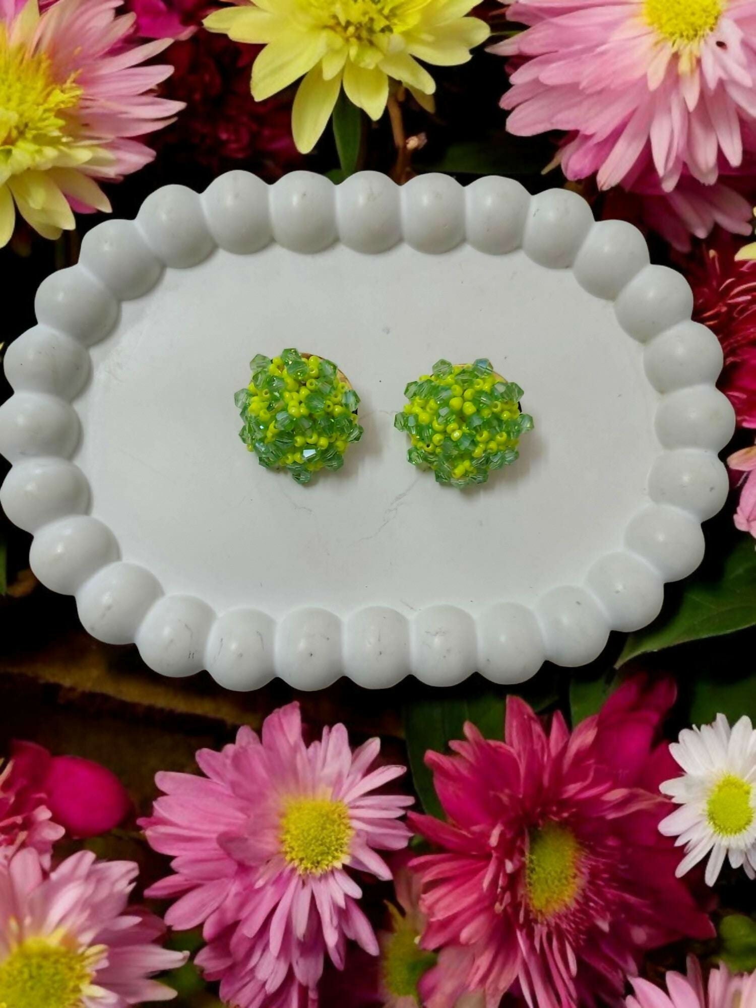 Inhanns Small Statement Studs Earrings - Neon