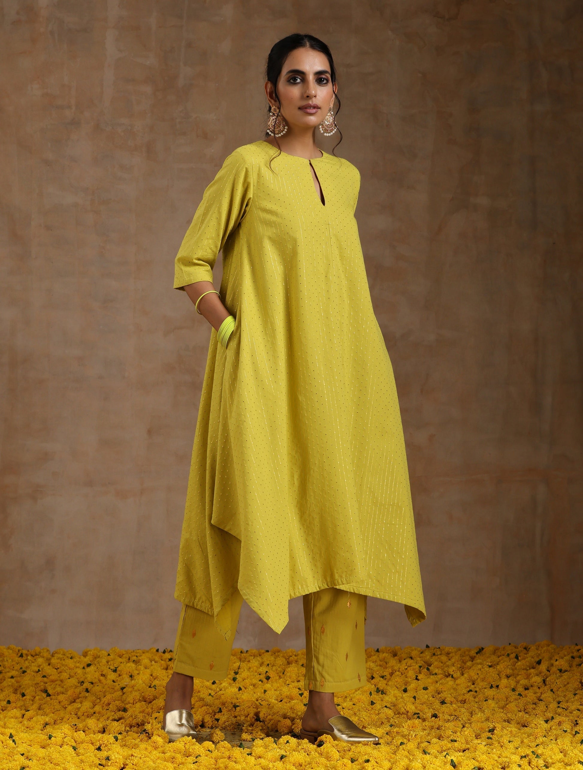 trueBrowns Lime Gold Cotton Handkerchief Kurta Set 
