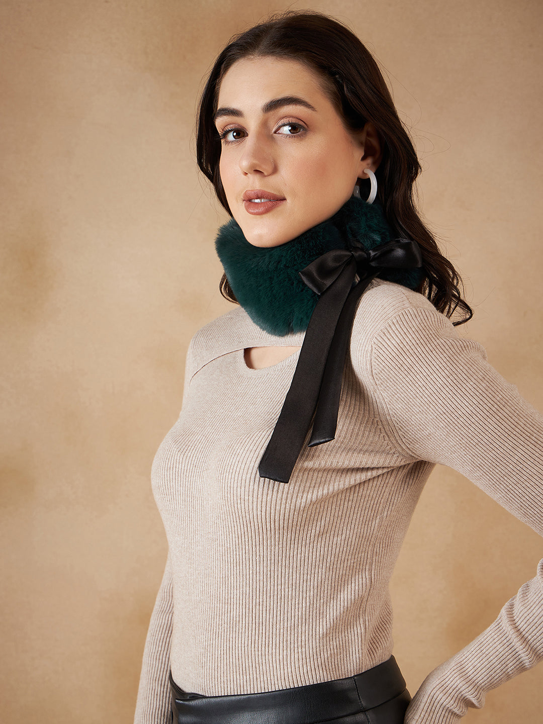 InWeave Women's Dark Teal Fur Neckpiece 