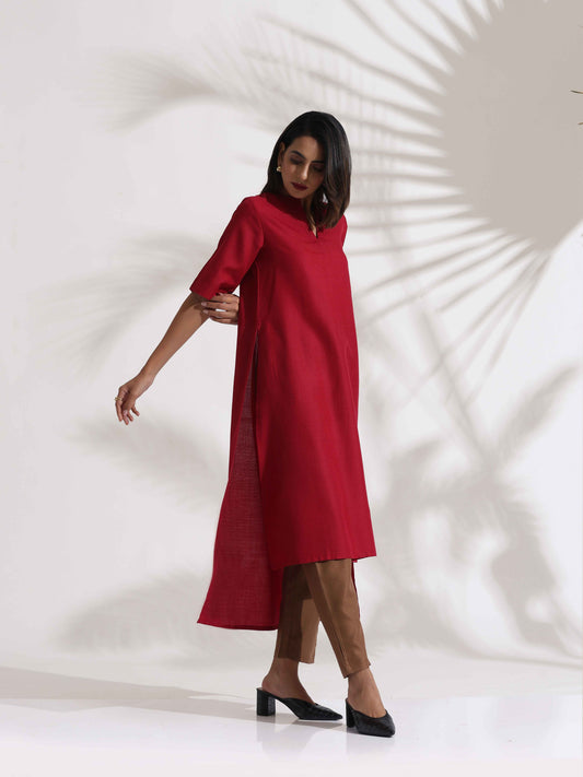 trueBrowns Maroon Slub Highslit Kurta Set