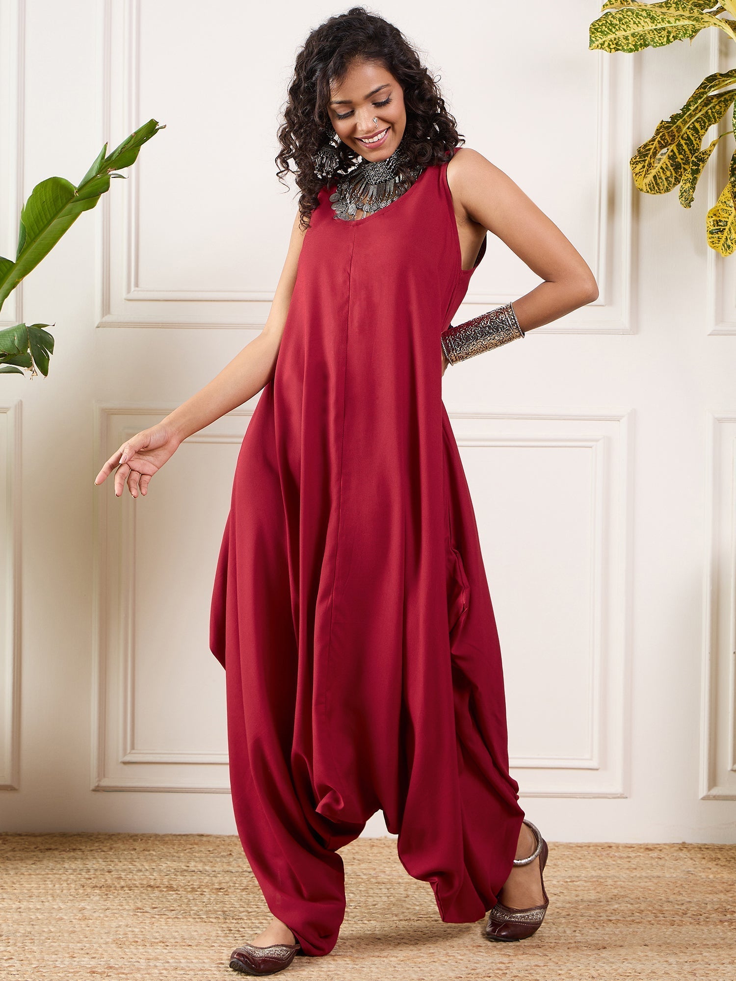 InWeave Maroon Round Sleeveless Jumpsuit 