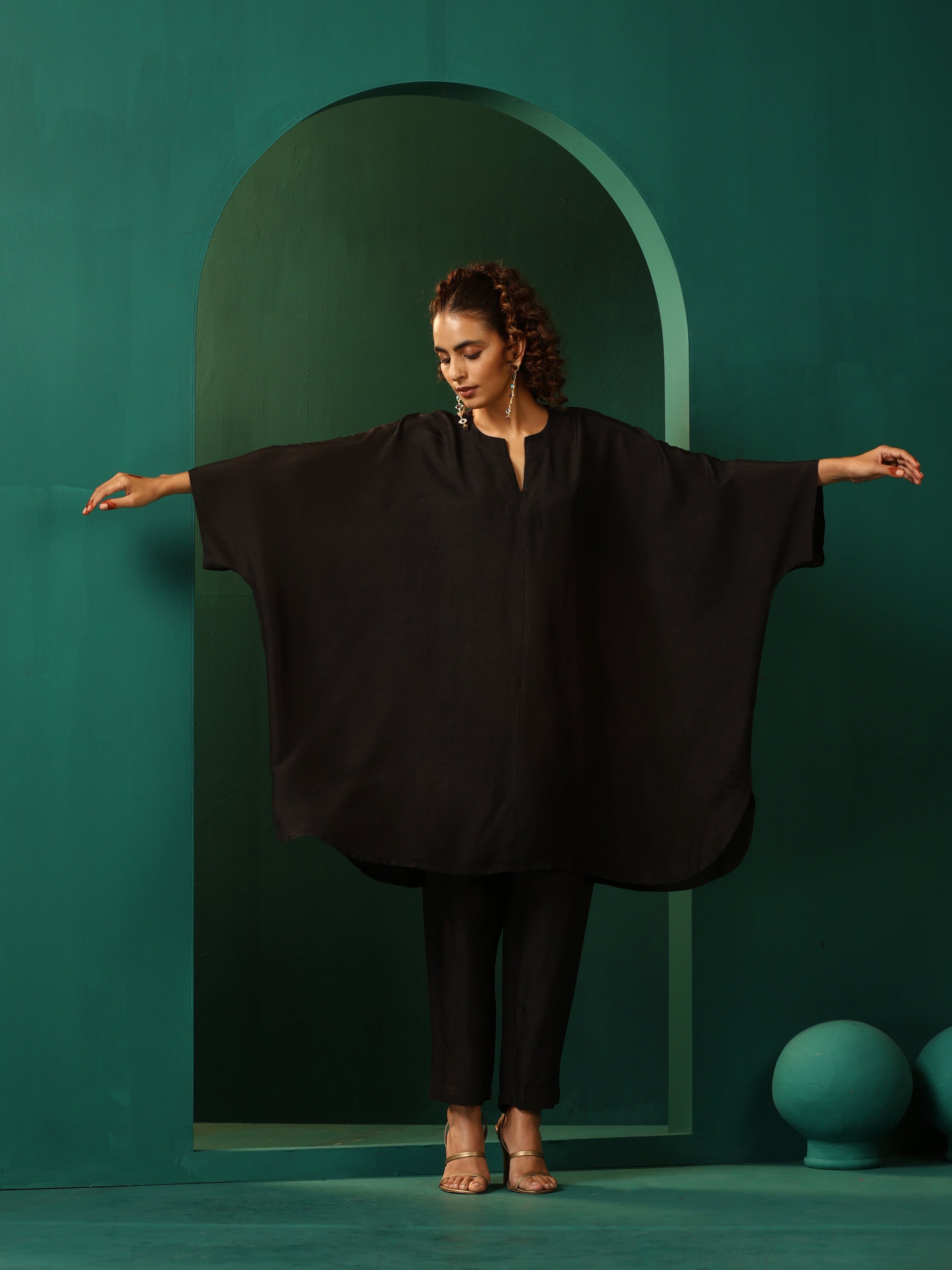 trueBrowns Black Silk Kaftan Pant Set 