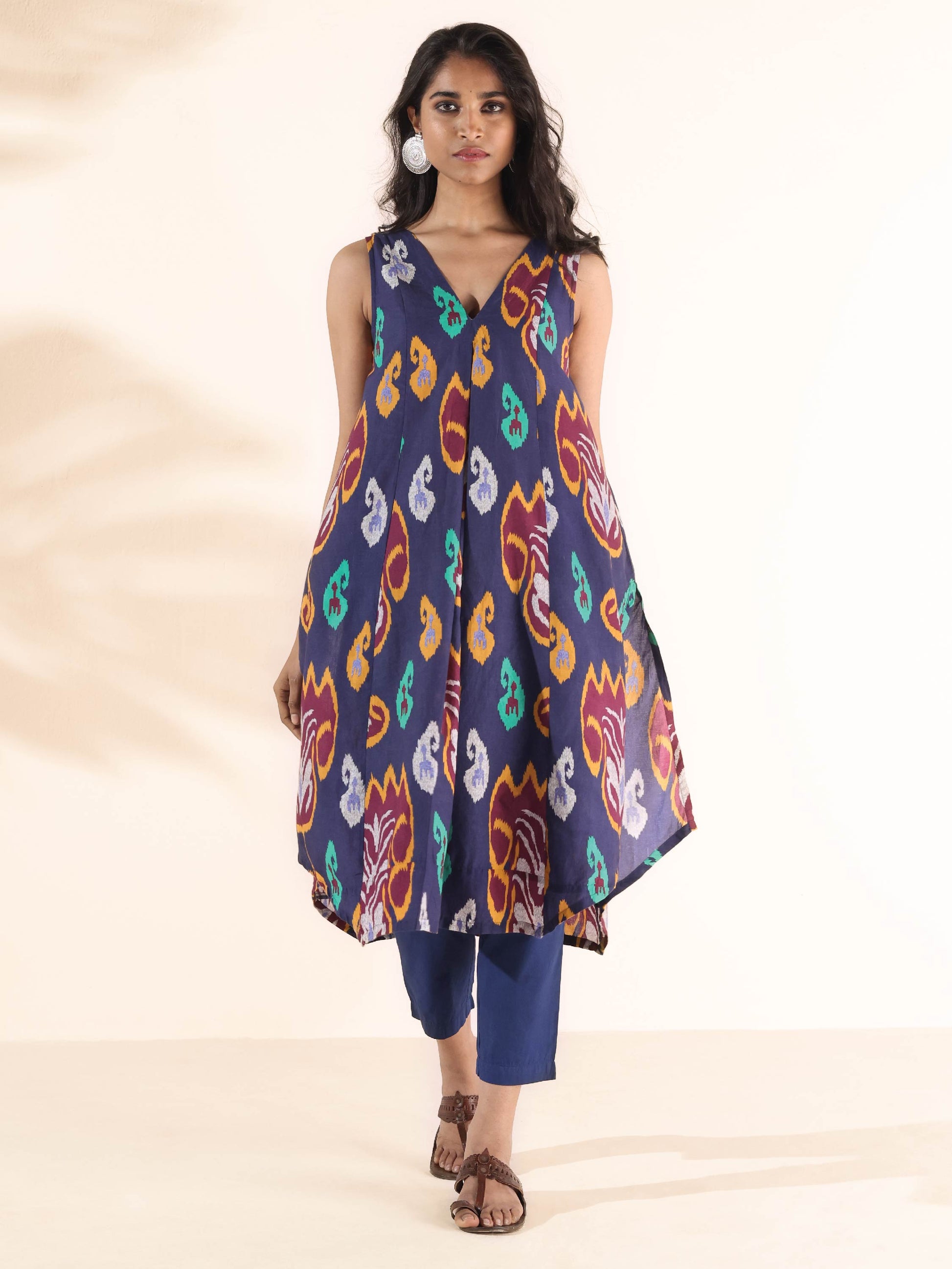 trueBrowns Purple Cotton Ikat Sleeveless Kurta Pant Set 