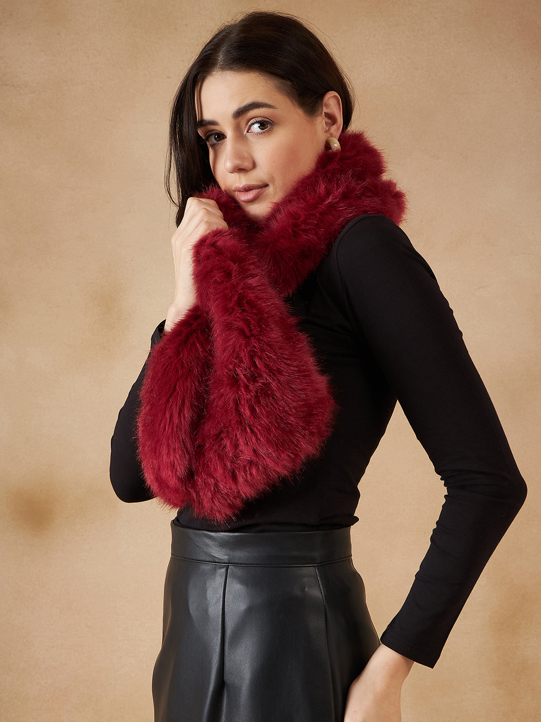 InWeave Women's Bright Rust Faux Fur Neck Warmer 