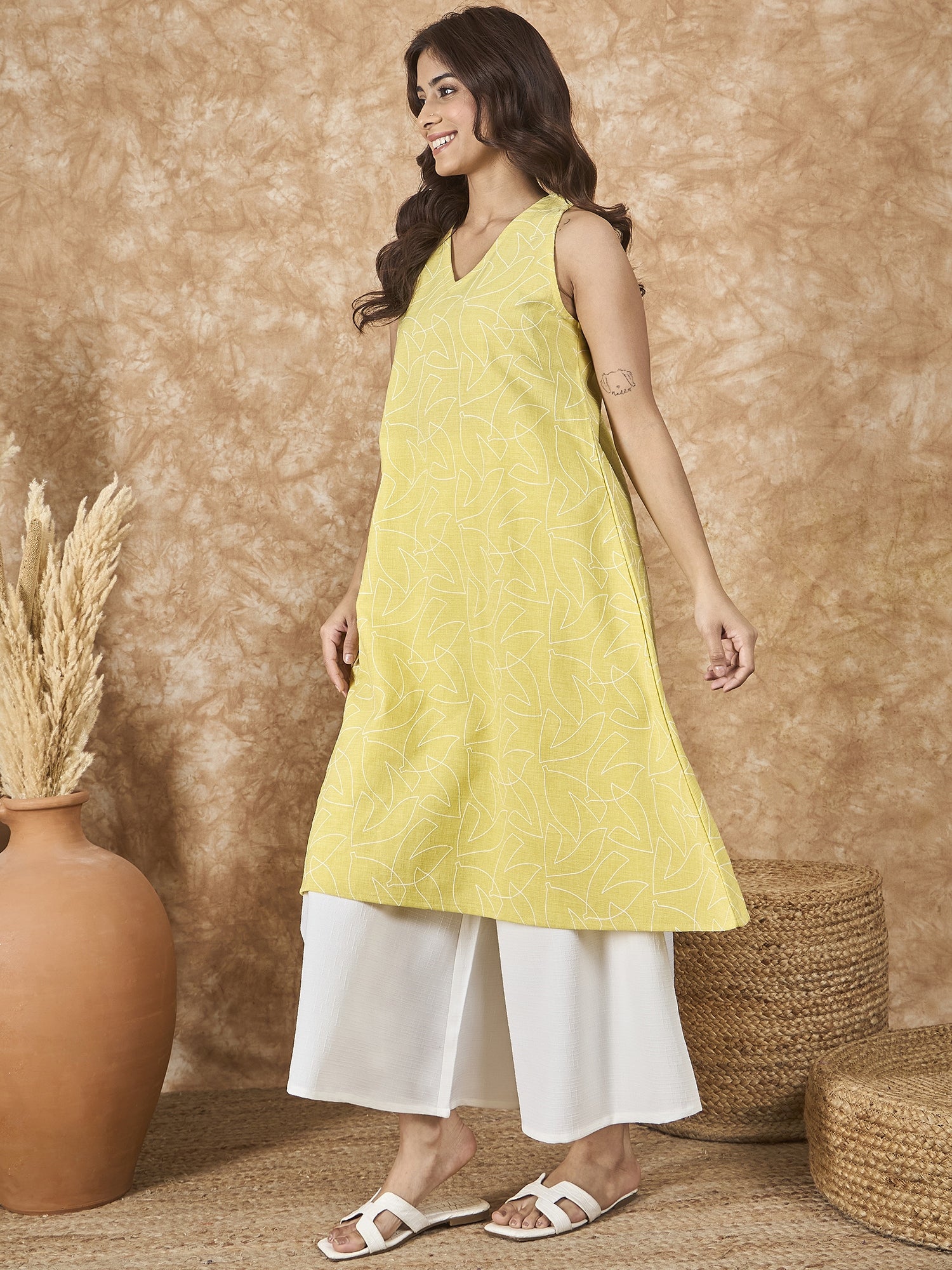 InWeave Light Yellow V Neck Aline Kurta Set 