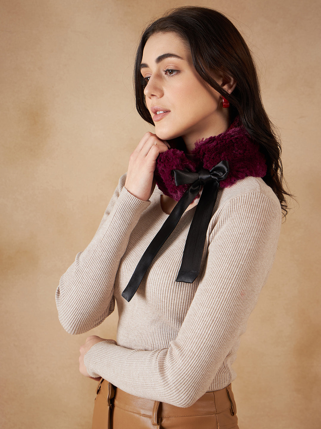 InWeave Women's Burgundy Fur Neckpiece 
