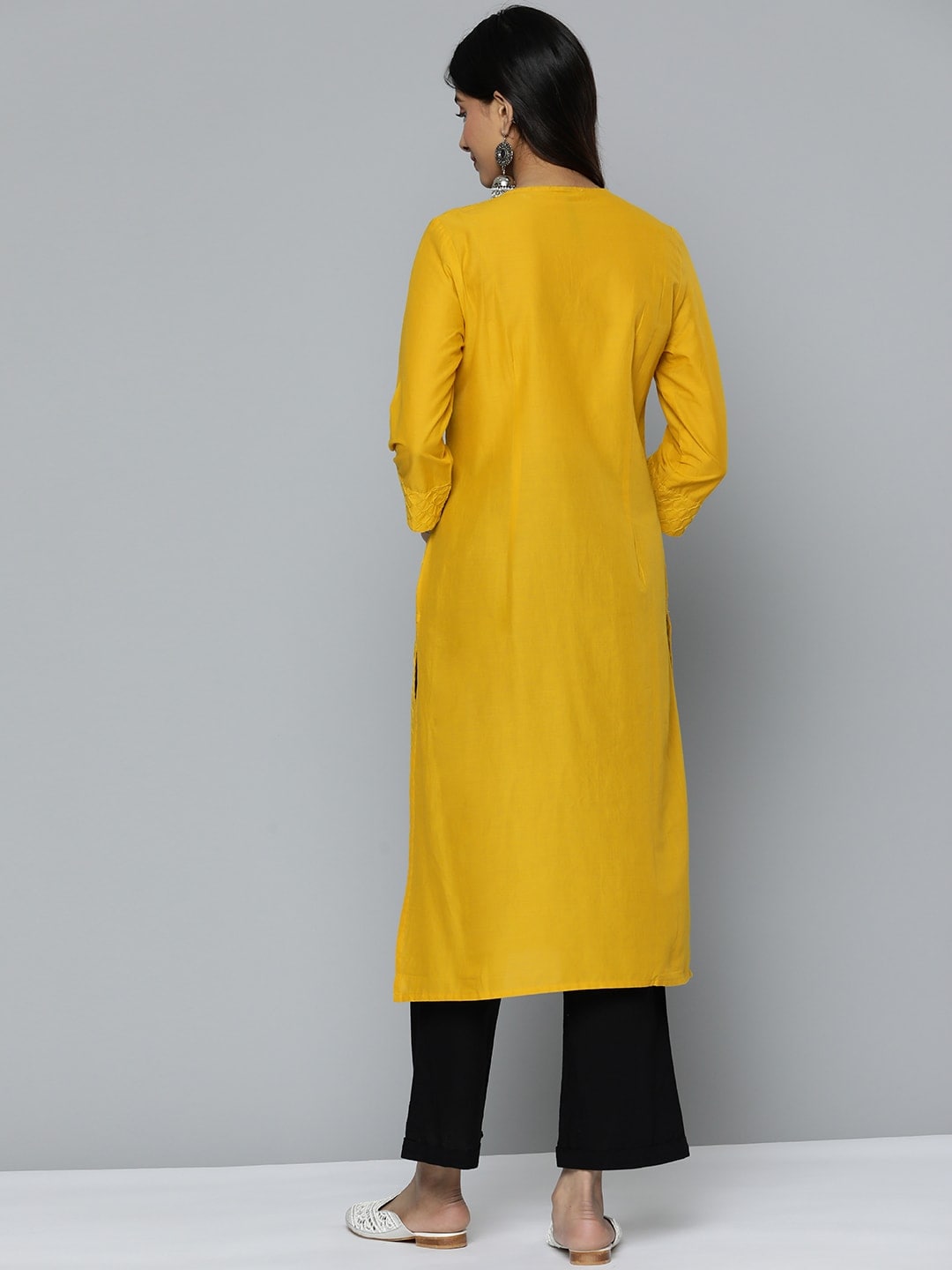HERE&NOW Women Geometric Embroidered Kurta