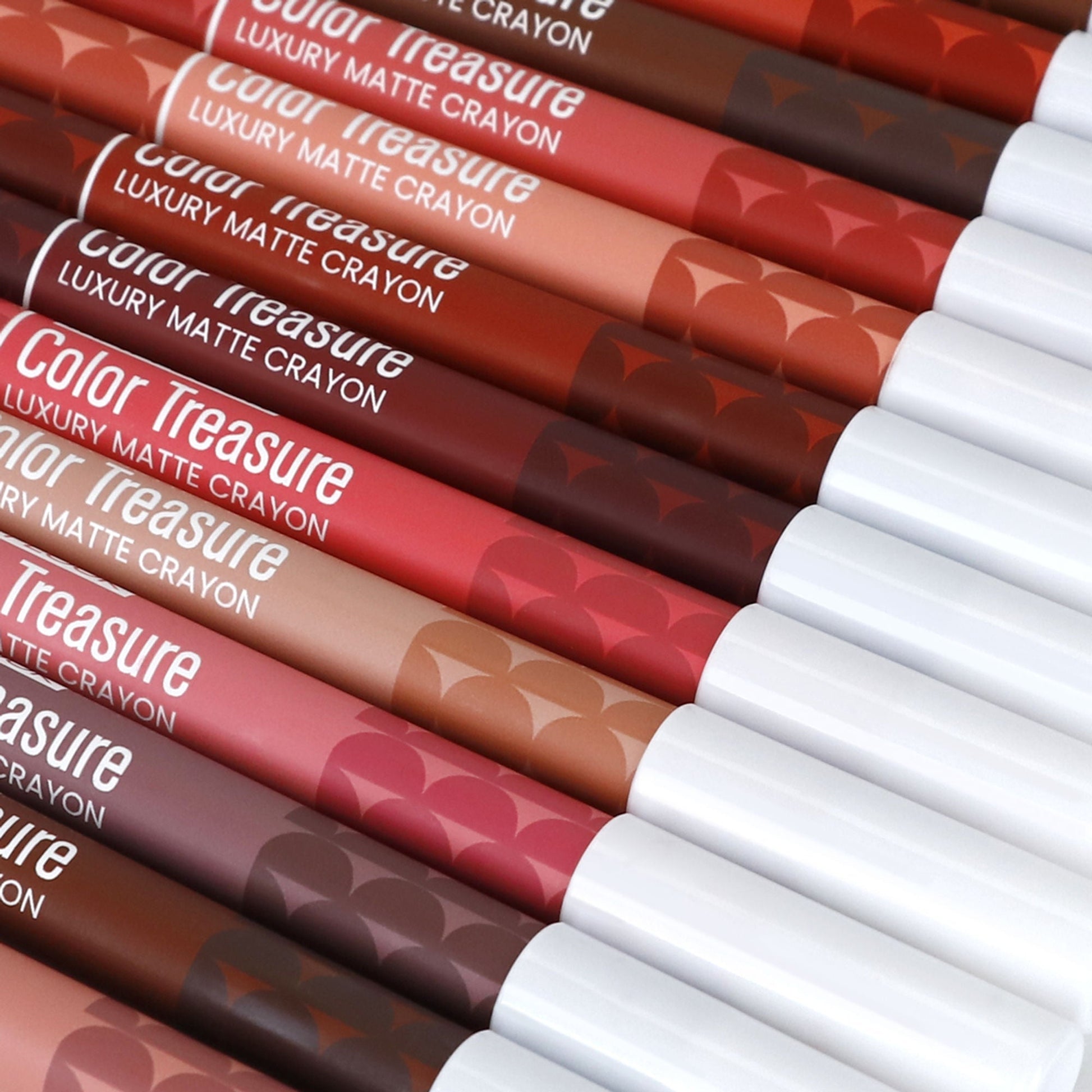 Matt Look Color Treasure Luxury Matte Lip Pencil Crayon - 04 Loveable Wine 