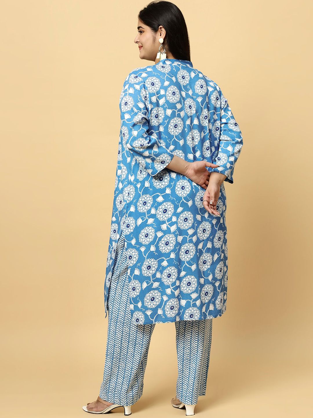 Sztori Plus Size Ethnic Motifs Printed Pure Cotton Kurta & Trouser