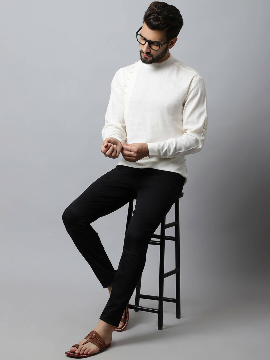 Even Apparels White Color Pure Cotton Men's Kurta With Side Placket (MMS135) 
