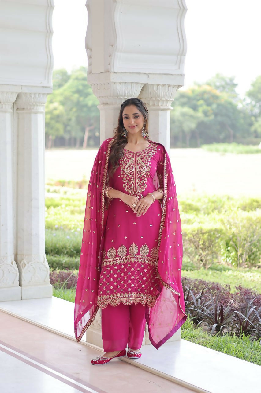 Teeya Creation Womens New Trendy Faux Blooming With Embroidered Work Kurta Set